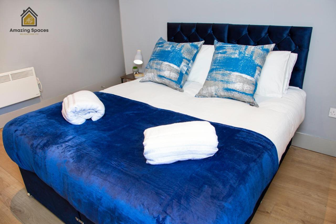 City Centre 2 Bed Flat Sleeps 3 For Work And Leisure With Free Wifi By Amazing Spaces Relocations Ltd Warrington Kültér fotó